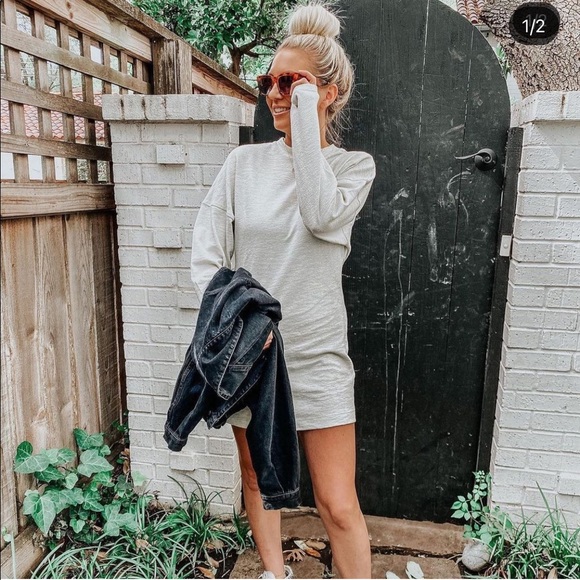 Free People Dresses & Skirts - Free People Oversized Sweater/Tunic Dress